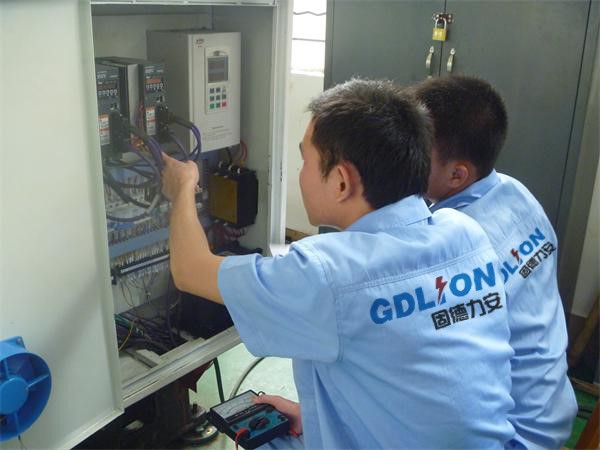 除了“智慧用電”系統(tǒng)幫你做好預(yù)警外，還有哪些預(yù)防觸電事故的措施需要注意